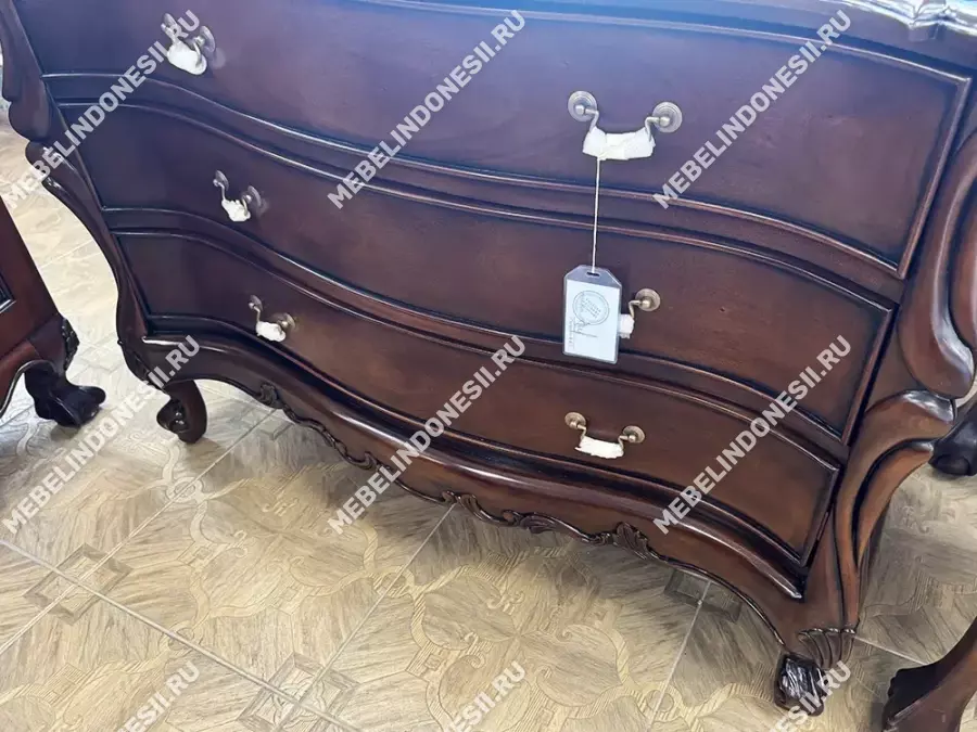 Комод из массива  