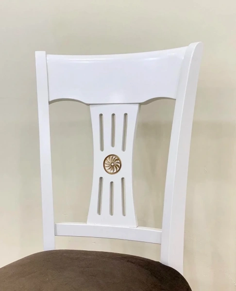 Стул "Венеция" Слоновая кость 712  купить в интернет магазине Мебель из массива. Звоните +7 495 961-63-63 Стулья из массива дерева