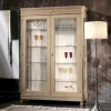 Витрина 2х дверная "Мария Сильва" Орех MS908B  купить в интернет магазине Мебель из массива. Звоните +7 495 961-63-63 Витрины из массива дерева